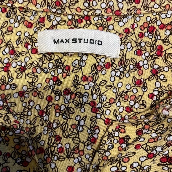 Max Studio Blouse Women Floral Yellow Button Up Short Sleeve Sz M - Picture 3 of 5